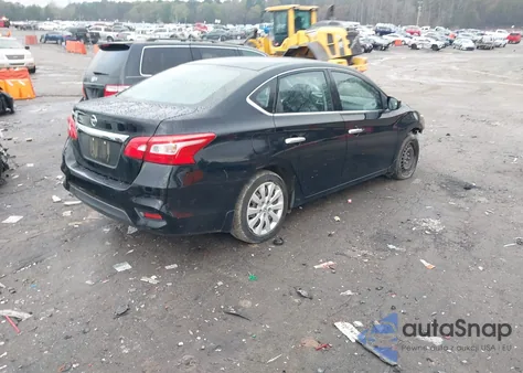 2016 Nissan Sentra S z USA, uszkodzony, nr VIN 3N1AB7AP7GY306960